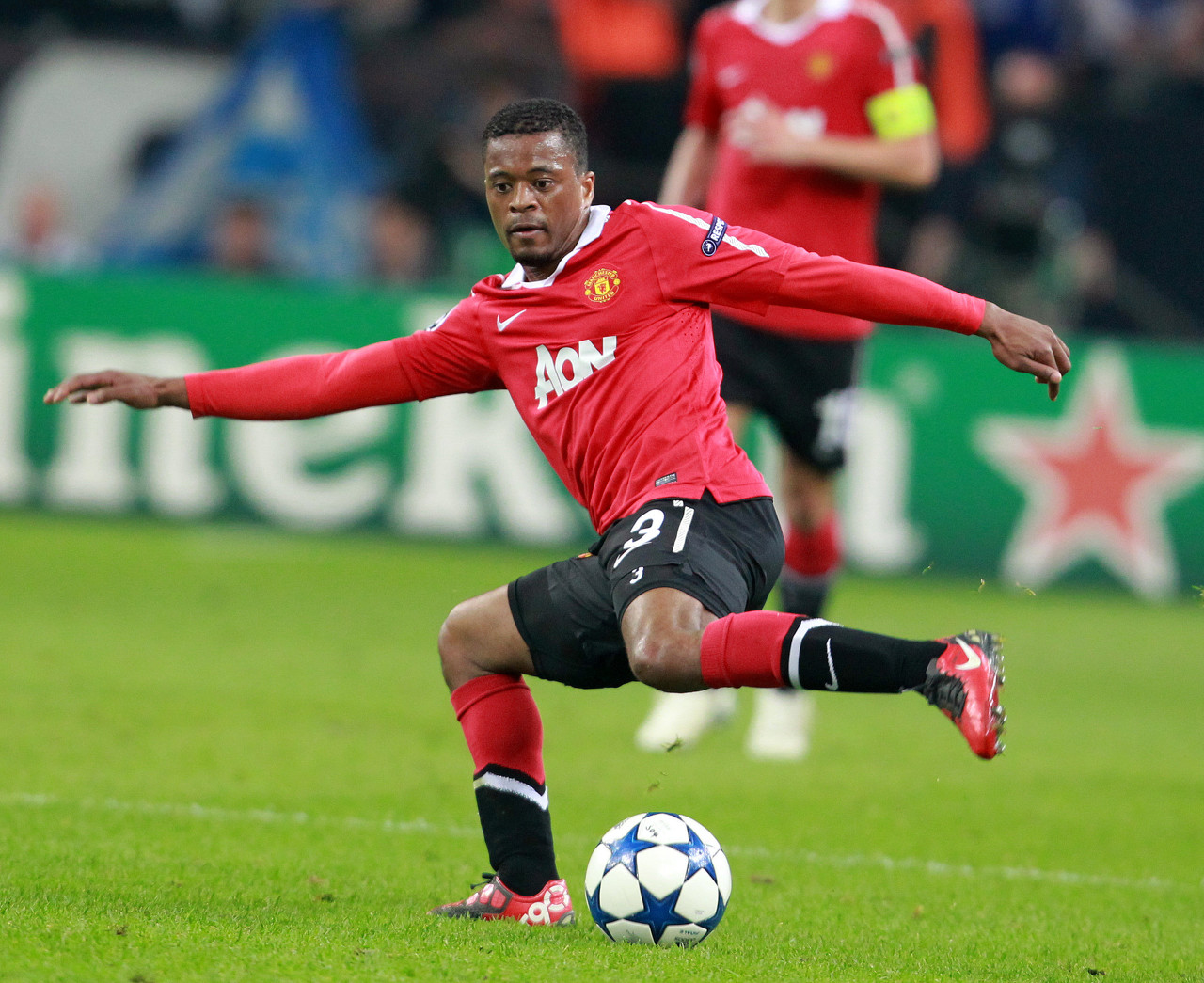 锋线有更多 锋线有更多